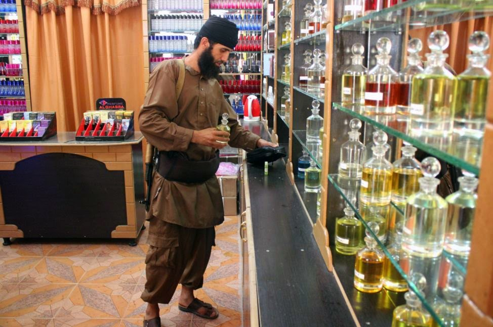 isis perfume