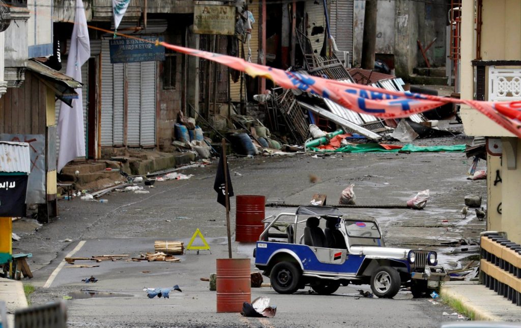 A view of the Maute group stronghold with an ISIS flag in Marawi City in southern Philippines/Mindanao, May 29, 2017