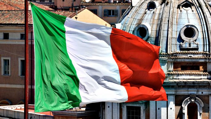 Italy-flag-696×392