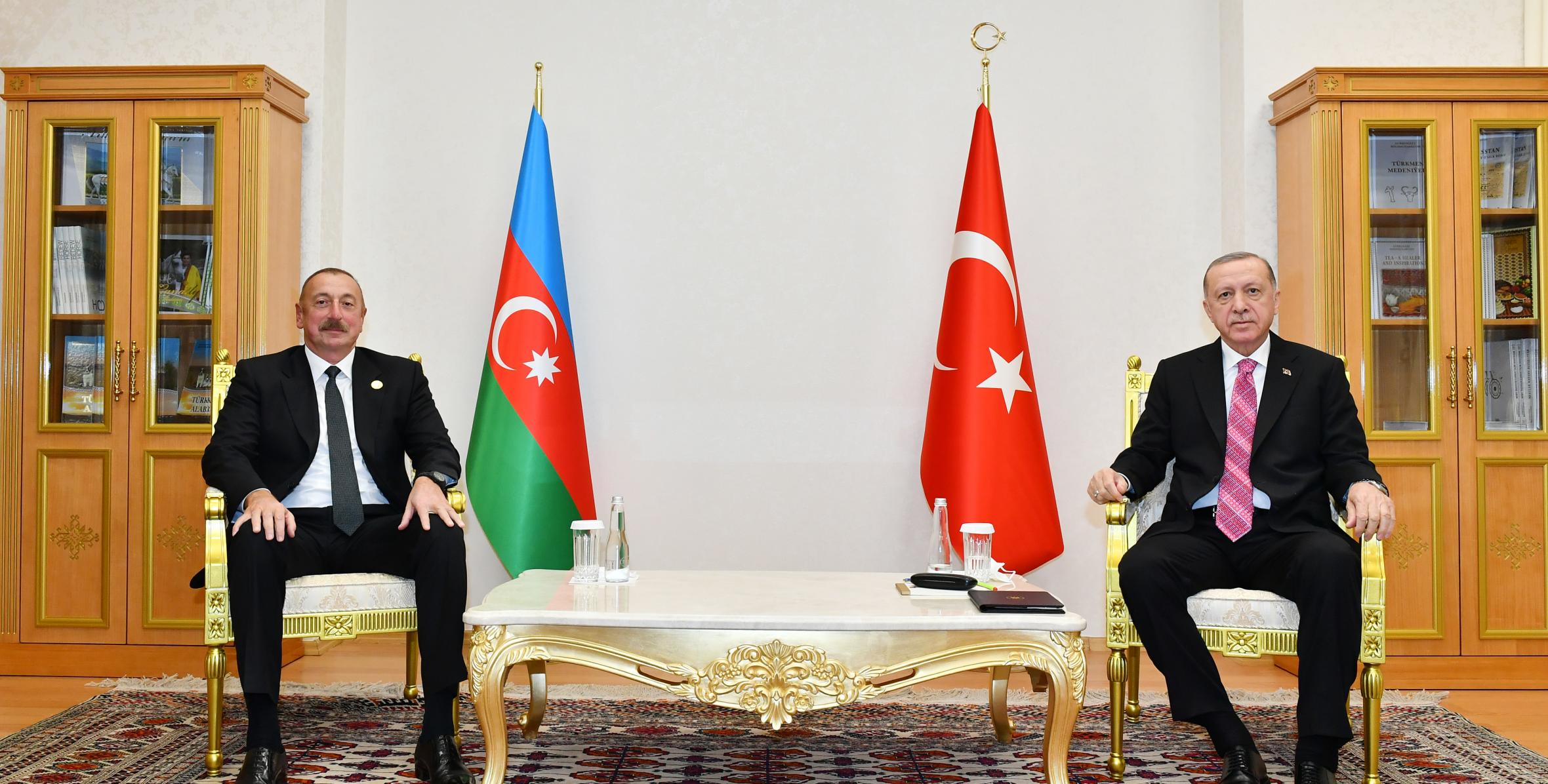 Erdogan visits Azerbaijan