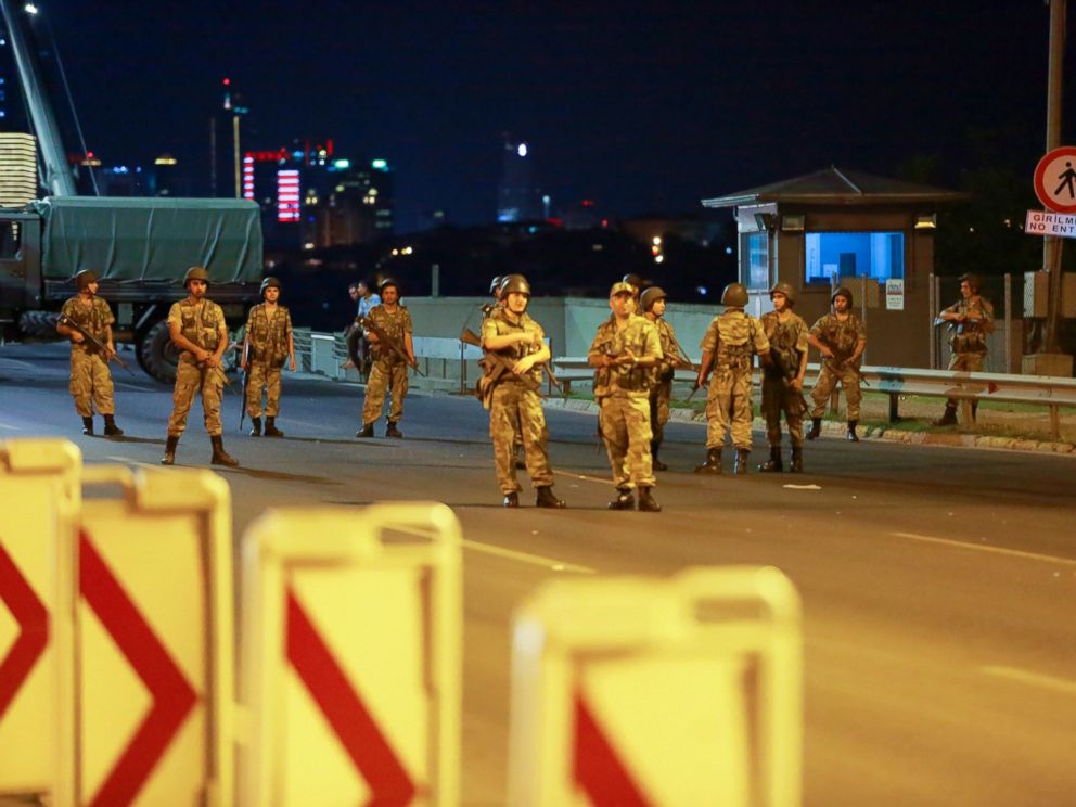 RT_turkey_coup_01_jef_160715_4x3_992