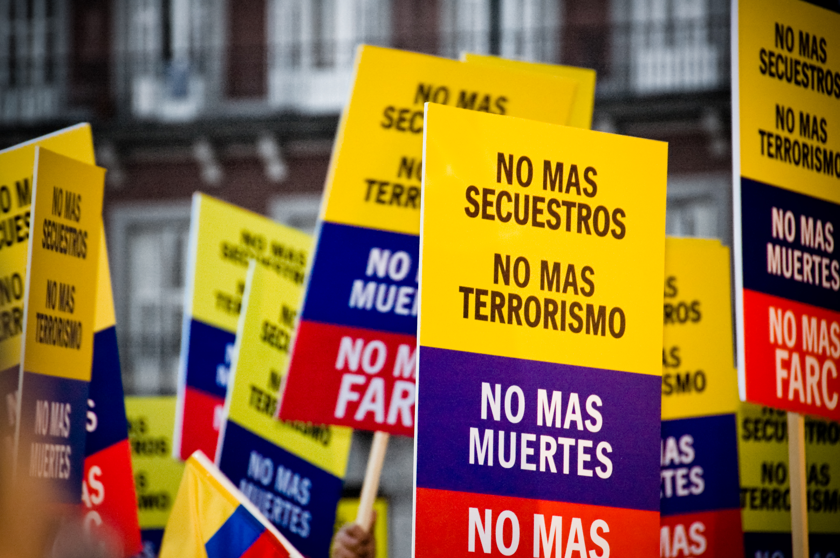 Demonstration against the FARC in Madrid (2008). Photo: Camilo Rueda López