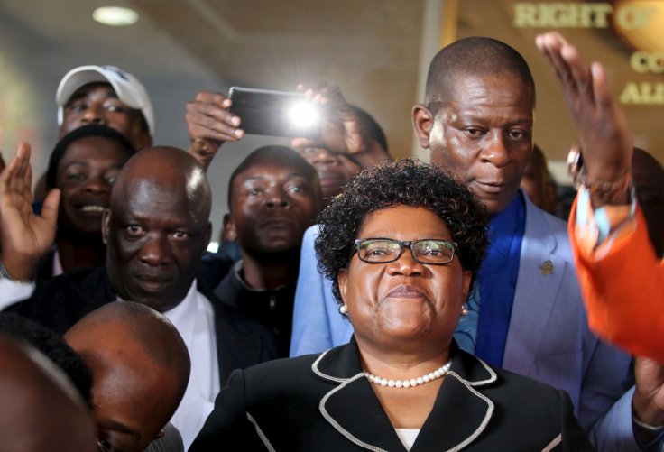 Photo: Reuters/Philimon Bulawayo
