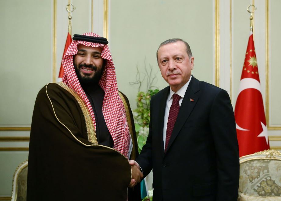 President Erdogan tours the Gulf in a bid to defuse Qatar spat