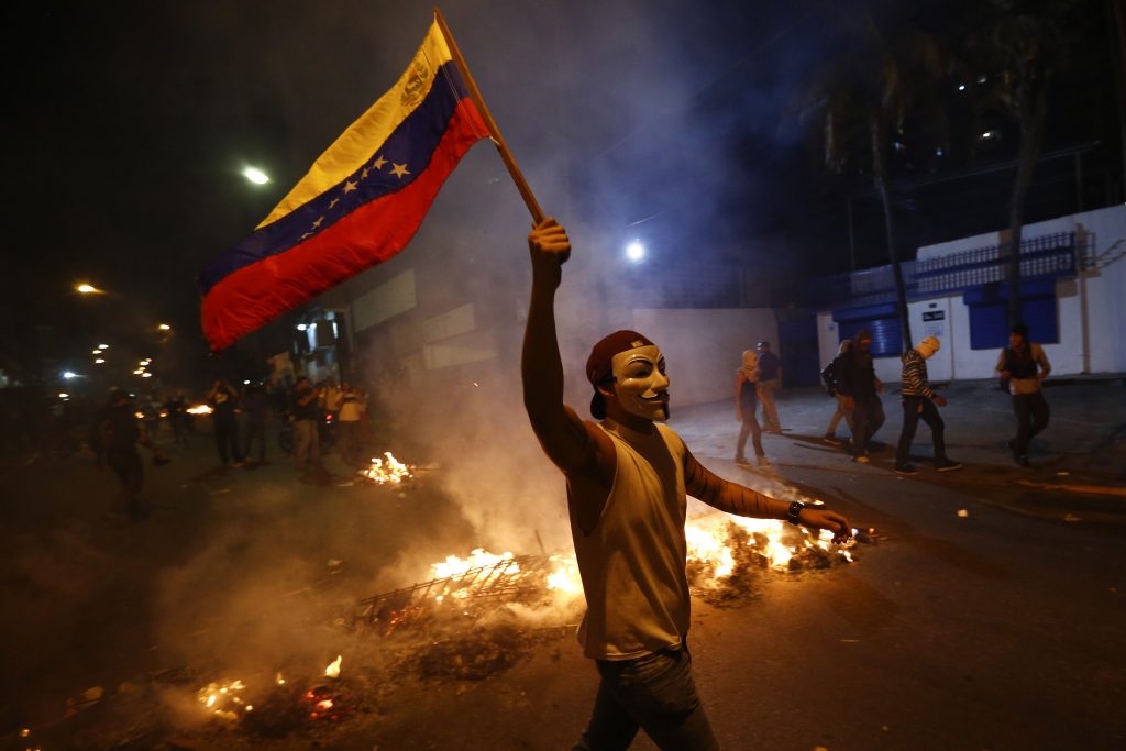 At the center of the opposition is the Popular Will (Voluntad Popular) party, headed by the former mayor of Chacao municipality in Caracas, Leopoldo Lopez.
