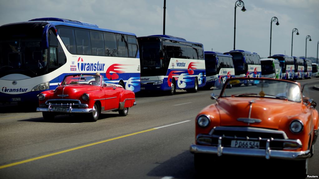 Chinese made busses in Cuba