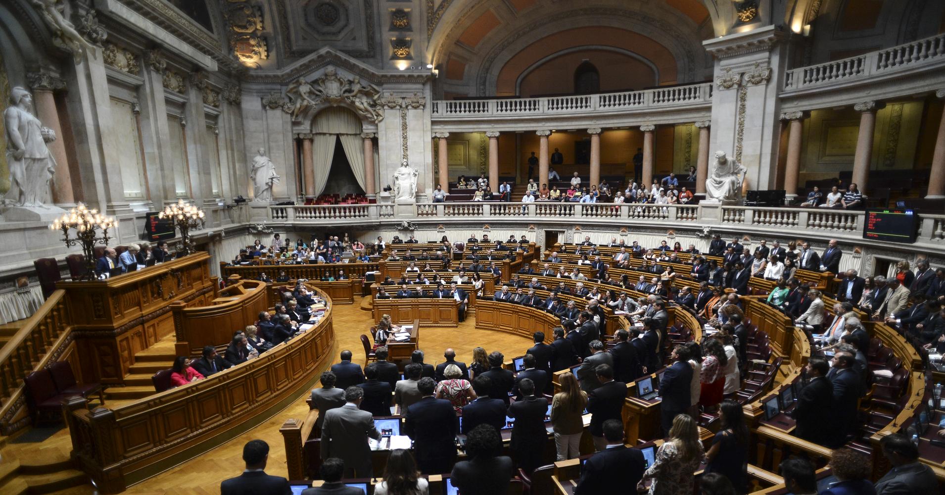 Portugual parliament to debate 2018 budget