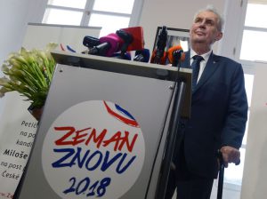 Czech presidential election runoff goes down to the wire