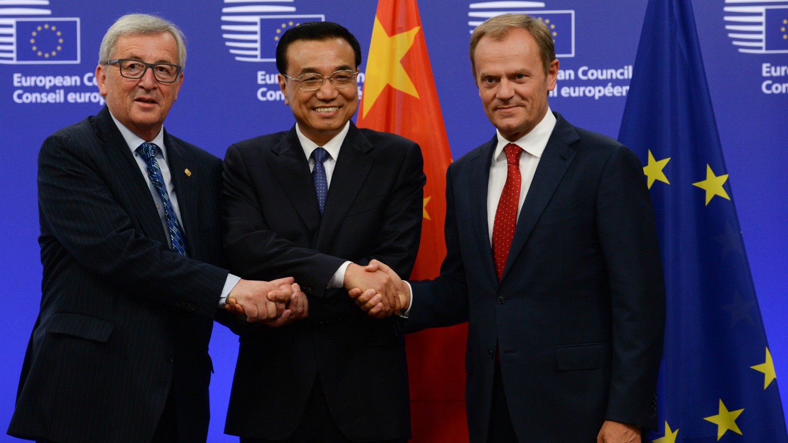 EU-China-summit-handshake-Commission