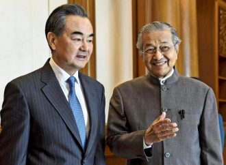 Malaysian PM hopes to recalibrate Chinese investment on trip to Beijing