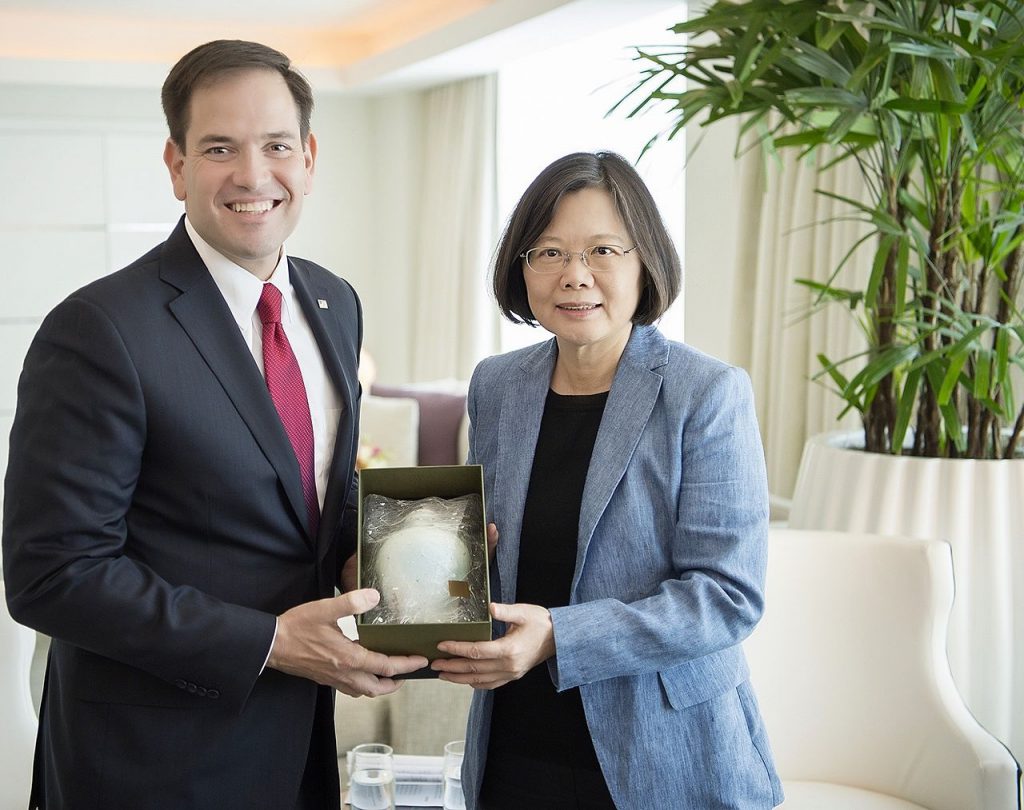 Taiwanese President Tsai Ing-wen meet with U.S. Senator Marco Rubio in Miami, Florida in June 2016 / NDAA