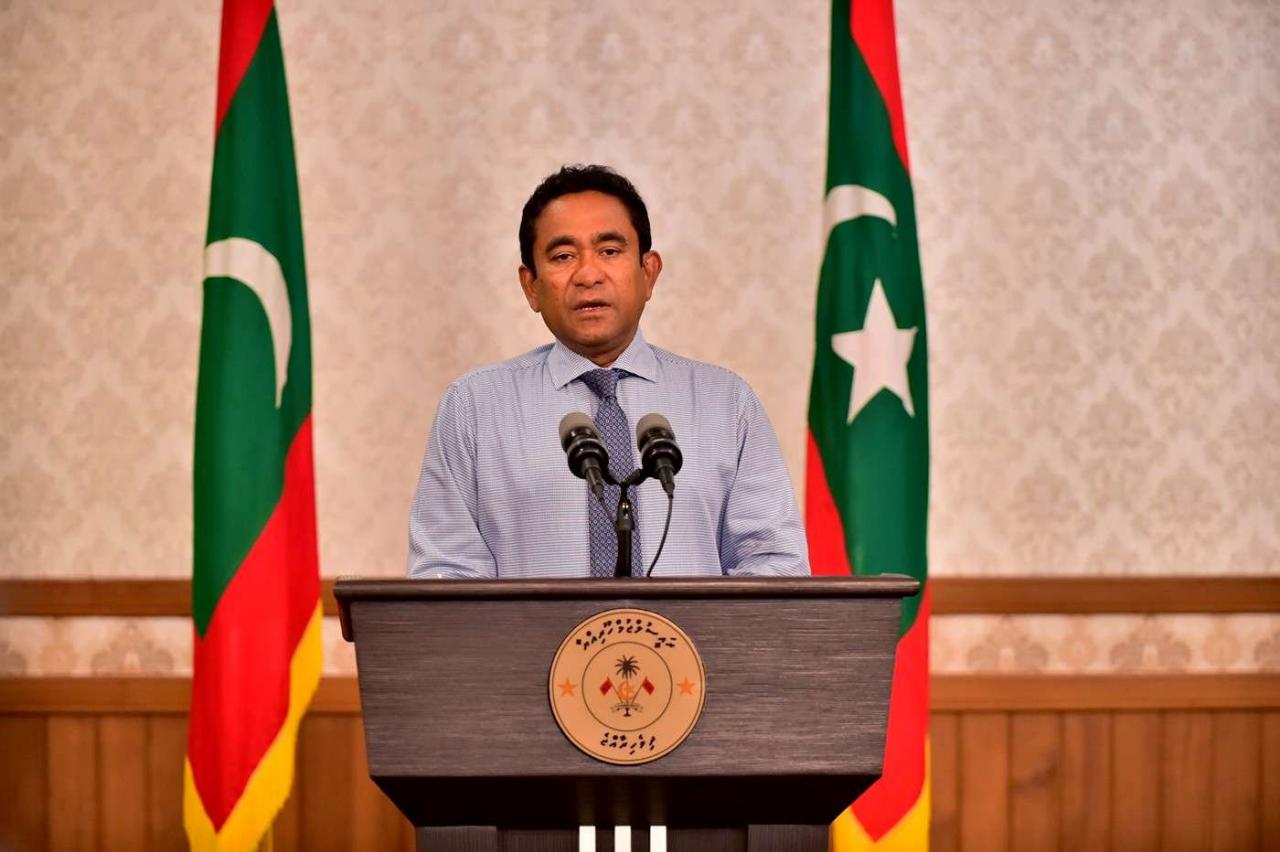 Maldivian President Abdulla Yameen speaks as he gives a statement at President office in Male
