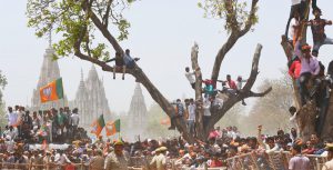 Indians at the polls: Modi projected to stay in power