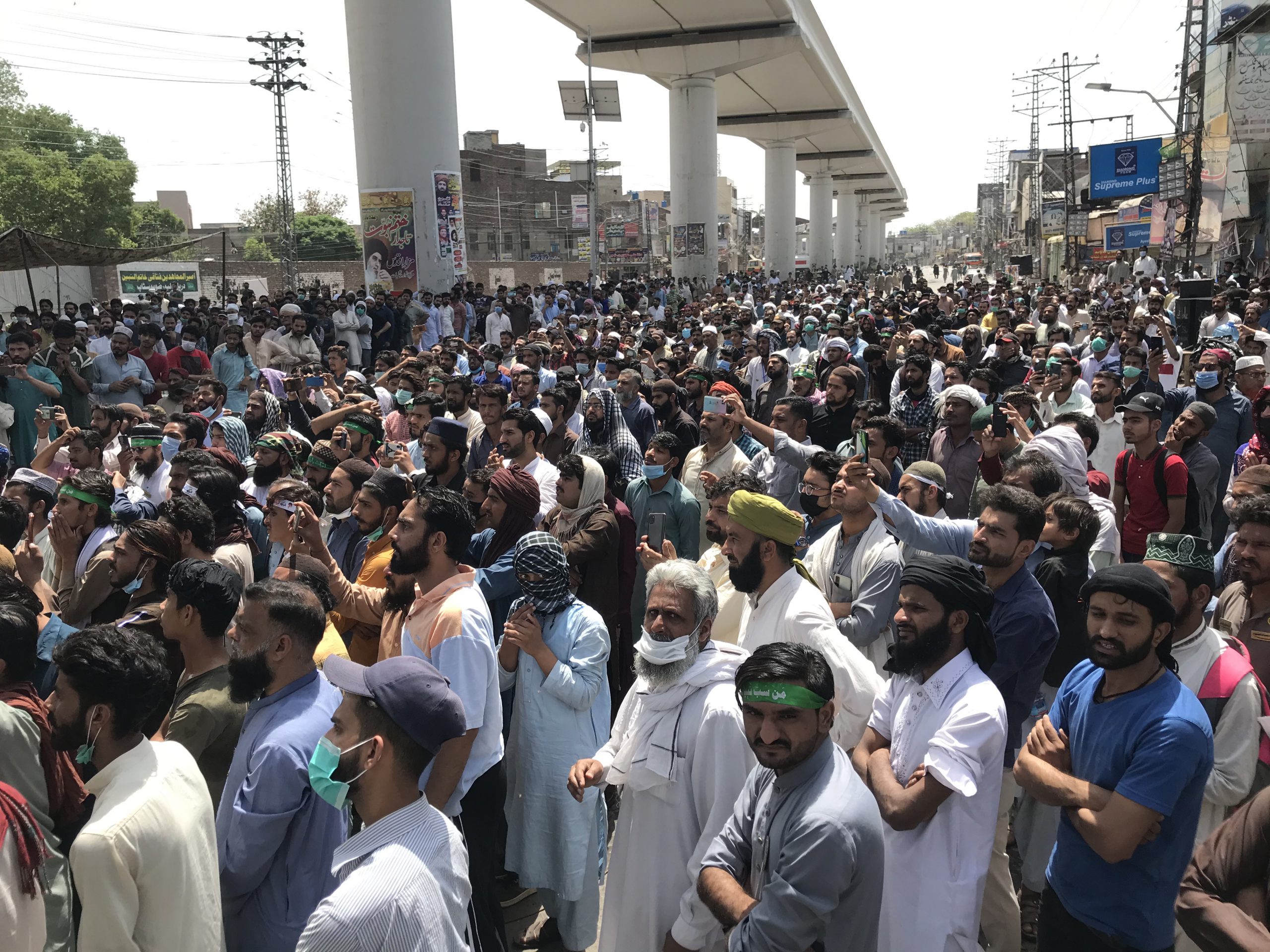 Pakistan Jamaat-e-Islami protest begins