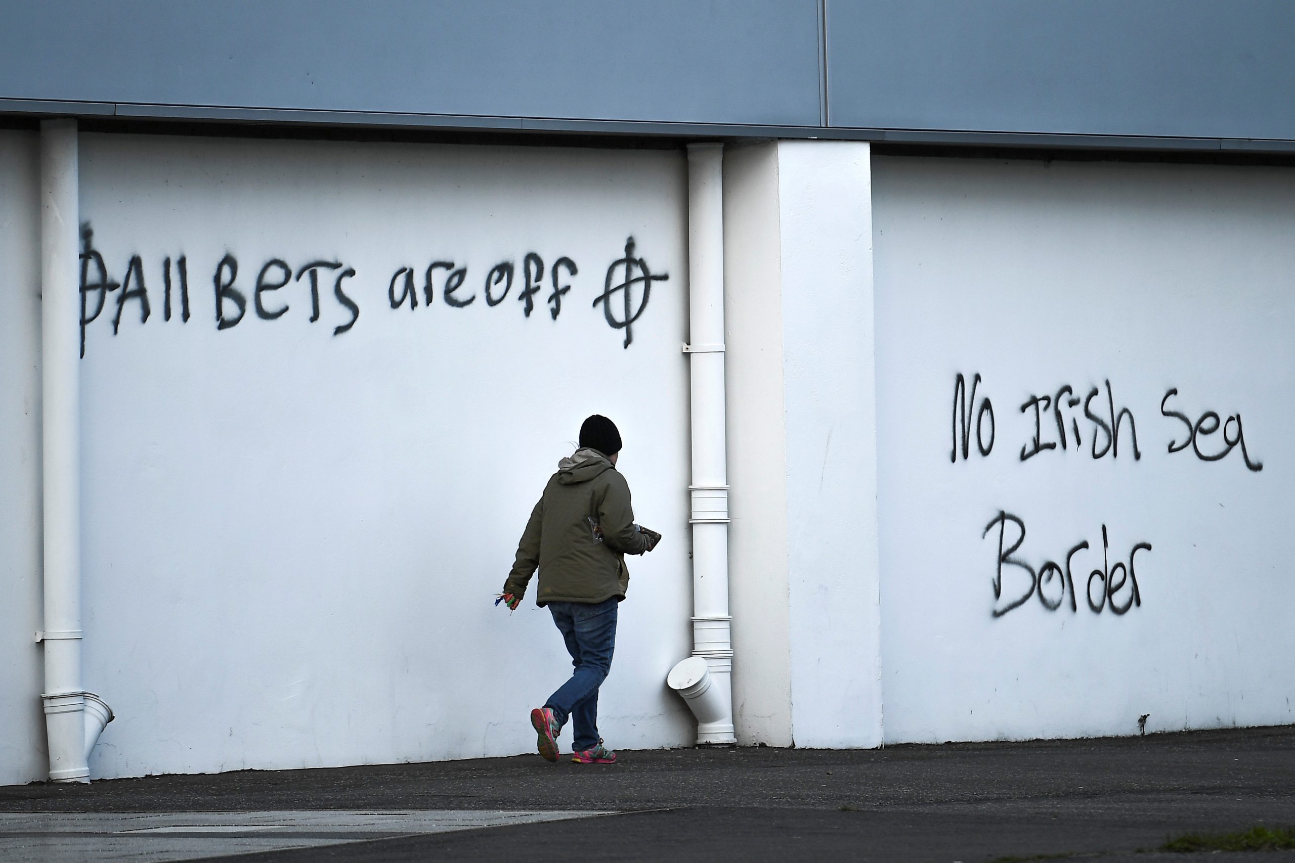 Irish sea border check